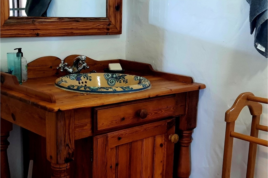 4 Bedroom Property for Sale in Boggomsbaai Western Cape